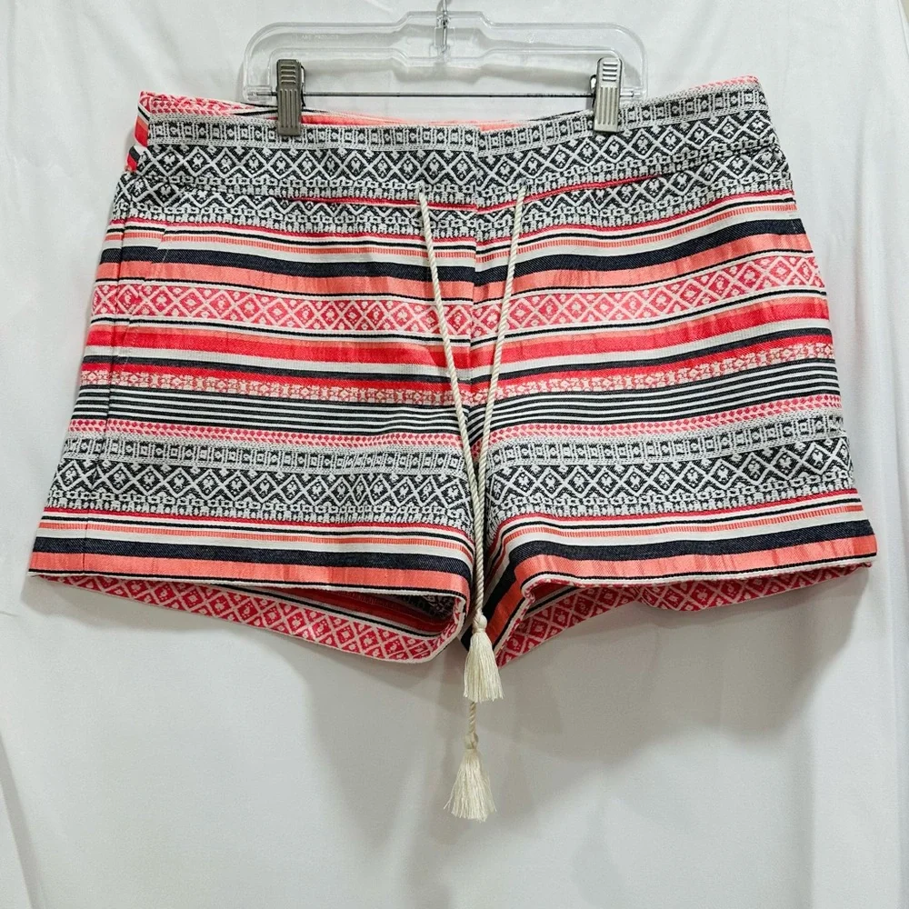 Ann‎ Taylor The Riviera Shorts  Womens Size 8 Textured  Aztec Stripe Boho NWT